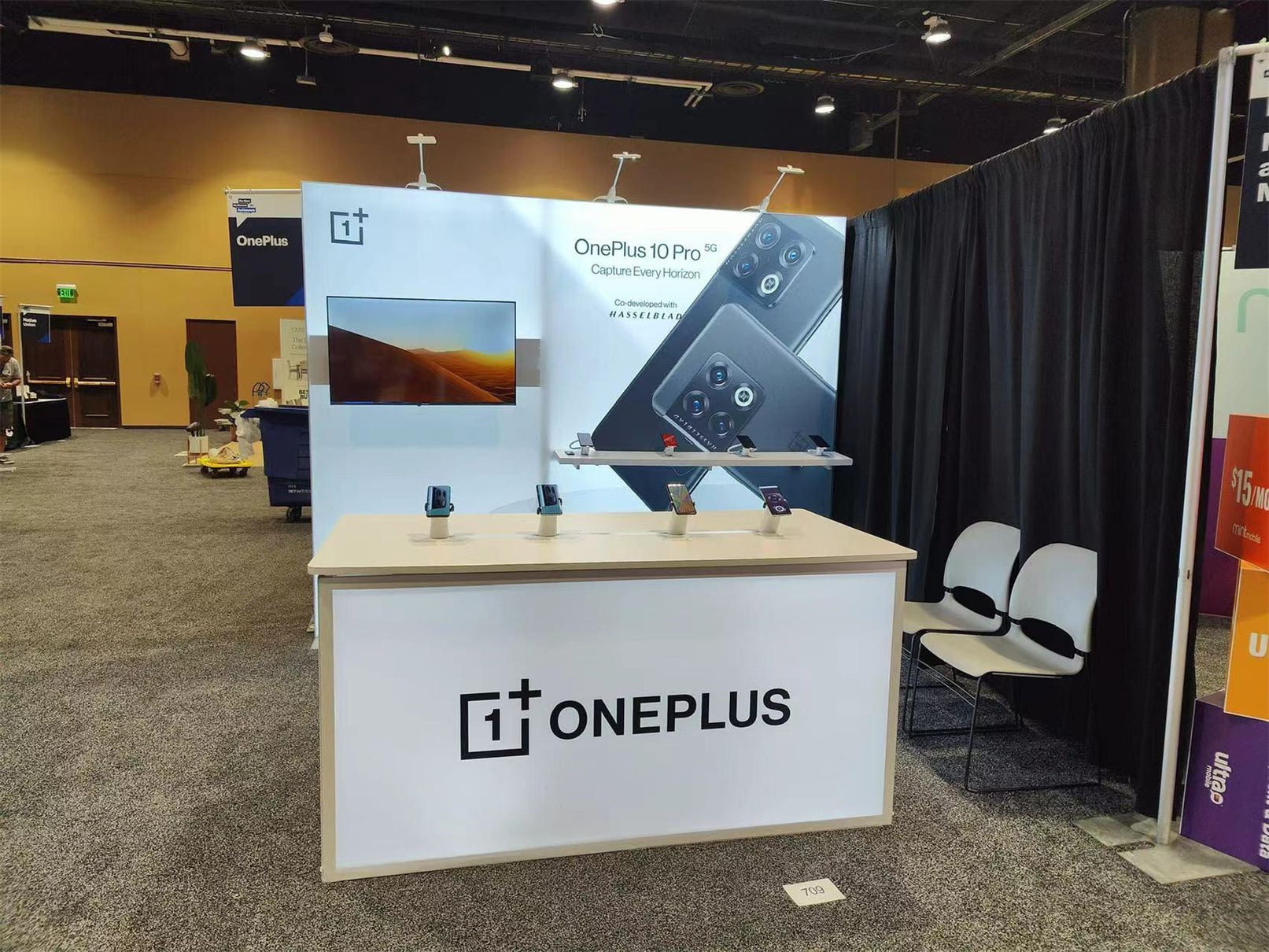 OnePlus 10′ x 10′ Best Buy Buyer Event Aluminum Portable Booth
